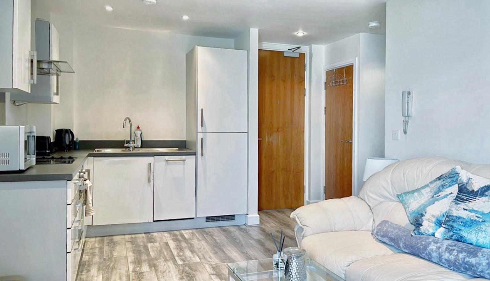Seaview Boutique One-Bedroom Apt Swansea Exterior foto